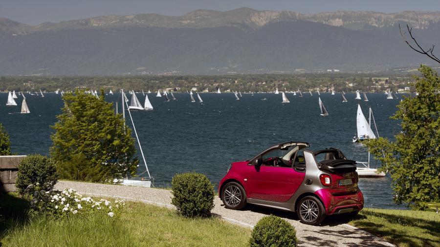  Smart ForTwo ED Cabrio 2017 года  (фото 7 из 10)